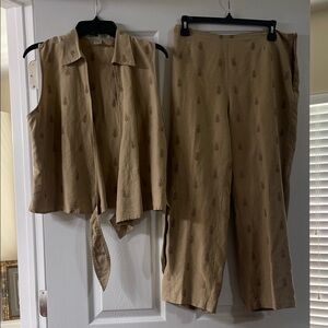 Tori Richard Beige Sleeveless Top and Capris Set